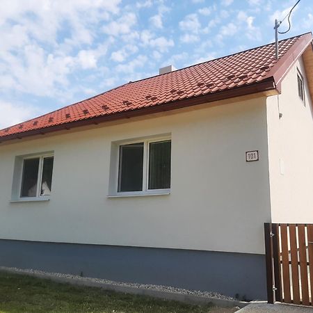 Babickin Dom Villa Medzilaborce Exterior photo